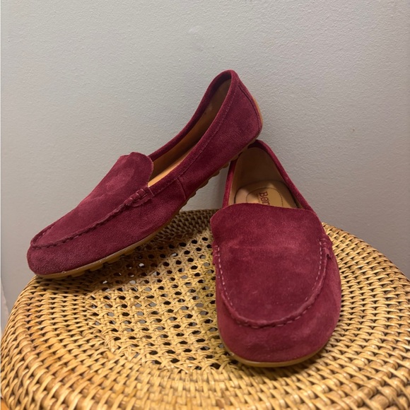 Born Burgundy Suede Loafers •Slip-on•8.5•preppy•casual•quiet luxury•scandi style - Picture 16 of 16